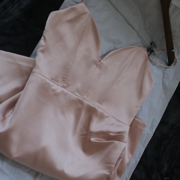 NWT BEIGE PINK SATIN EFFECT MINI DRESS. - Picture 13 of 13